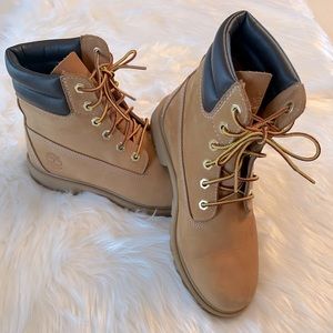 TIMBERLAND WOMEN'S CLASSIC 6-INCH BOOTS